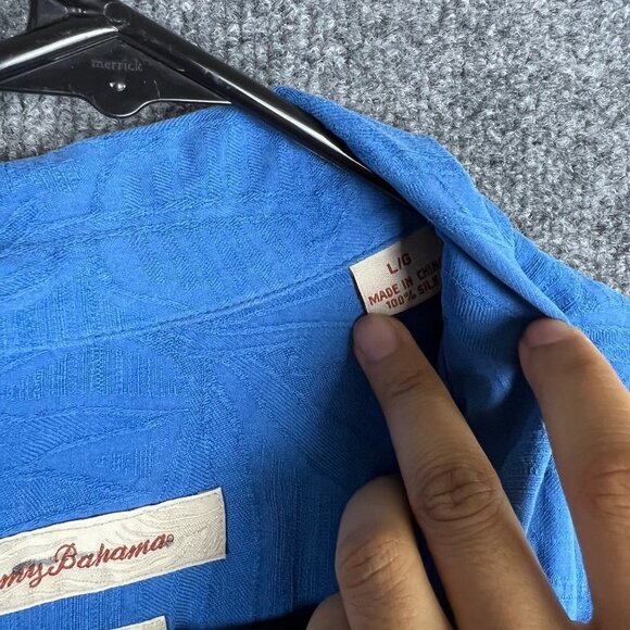 TOMMY BAHAMA Men's Original Fit 100% Silk Hawaiian Button Down Shirt Size L - Picture 8 of 10